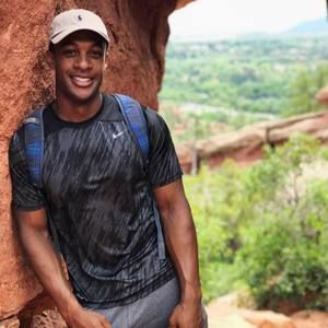 Meet your Posher, Derrick